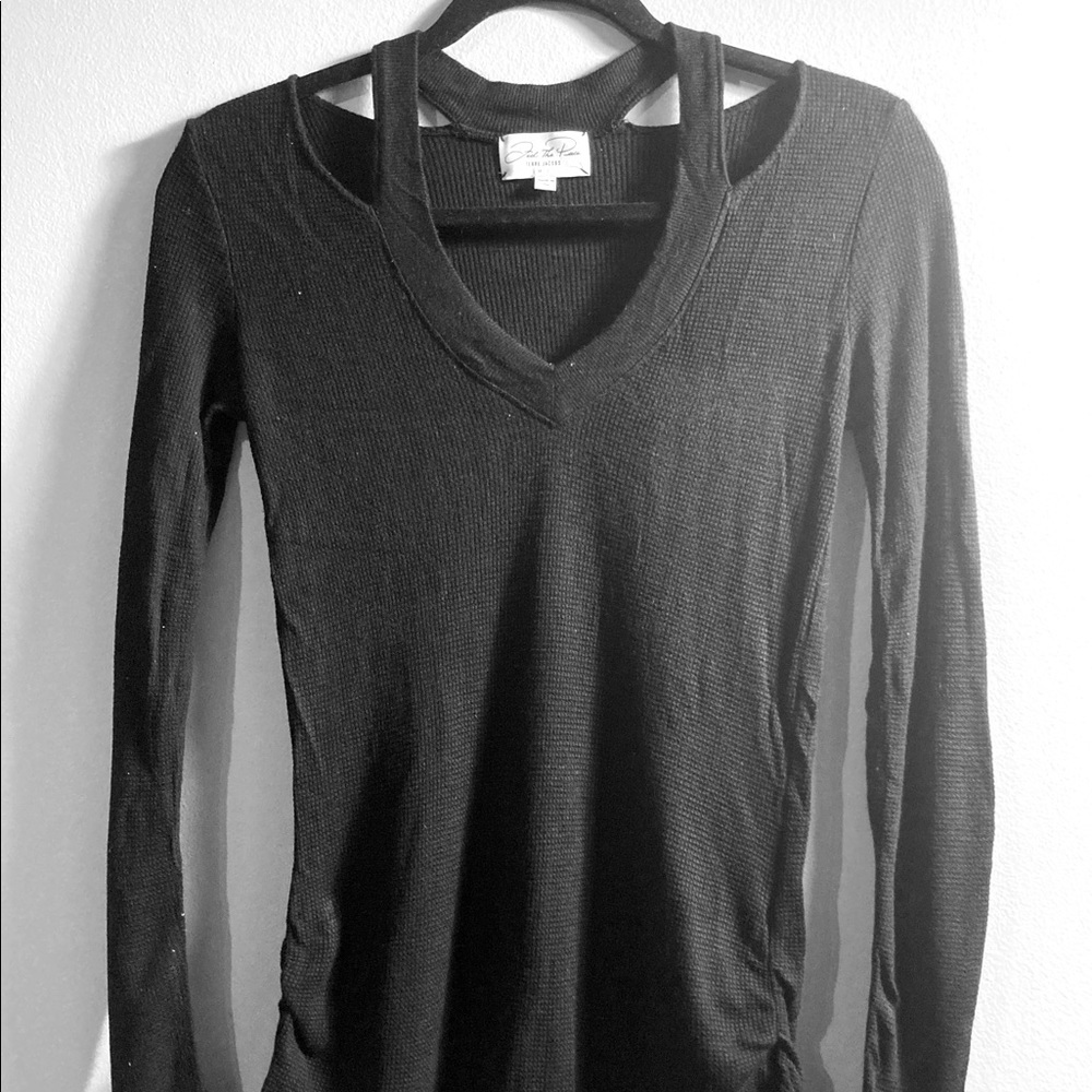Cold shoulder long sleeve with ruched sides